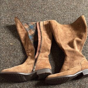 Born suede winter boots